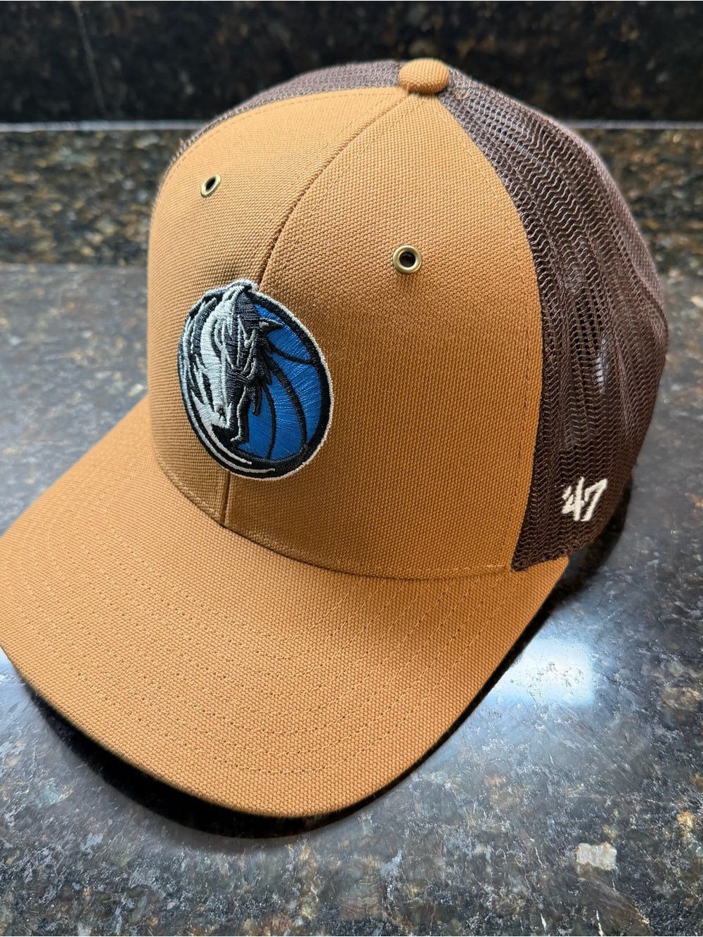 Dallas Mavericks Carhartt ‘47 Trucker Mesh Hat Brown Cap NWT